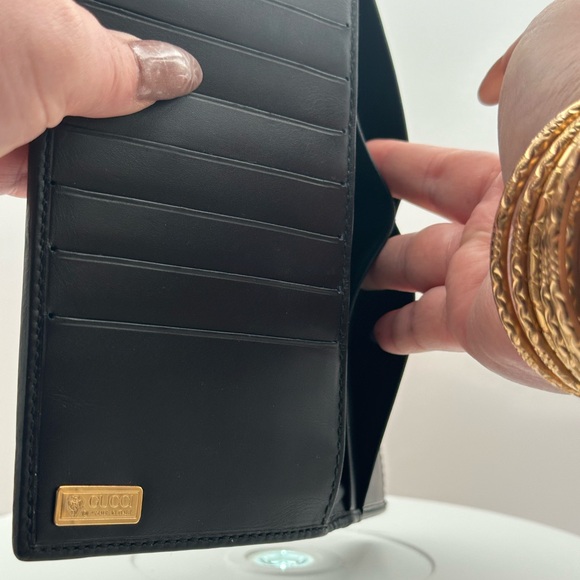 Vintage Gucci double flap long wallet, 24 karat plate, emblem and buttons. EUC! - Picture 8 of 16
